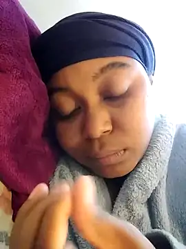 AcetousAbb online show from November 21, 2025, 4:28 pm