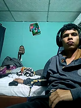 Snapshot of Batm01 chatting on November 1, 2025, 3:13 am Batm01 online show from November 1, 2025, 3:13 am