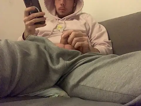 maxiii 456 online show from October 20, 2025, 10:32 pm