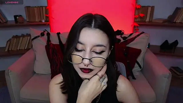 Mistress  Marcelline online show from October 12, 2025, 9:32 am