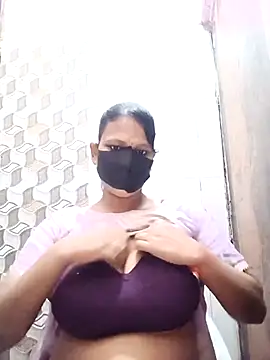 varnika online show from December 22, 2025, 2:39 pm