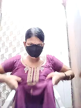 varnika online show from September 17, 2025, 11:56 am