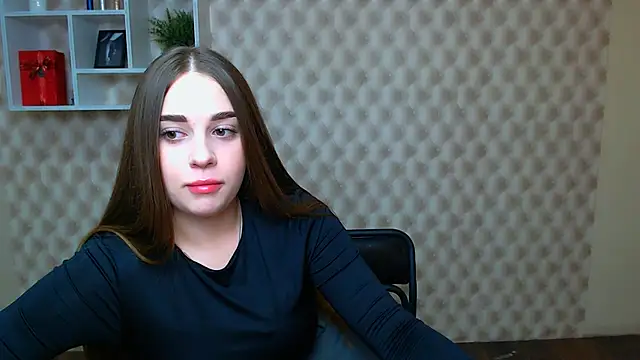 Snapshot of _MillaDellf_ chatting on October 9, 2025, 9:32 am MillaDellf online show from October 9, 2025, 9:32 am
