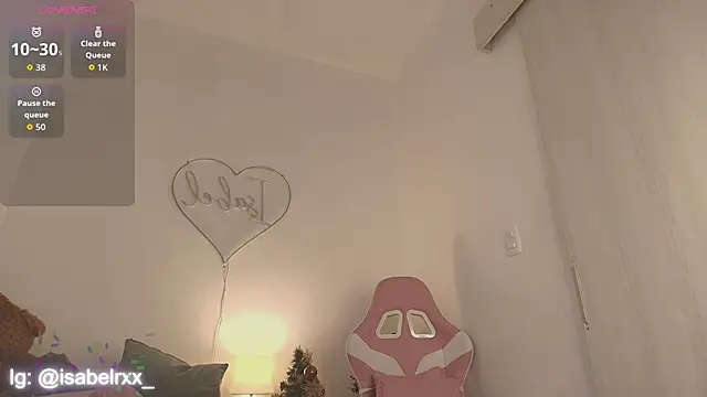 IsabelCortes online show from January 13, 2026, 10:13 pm