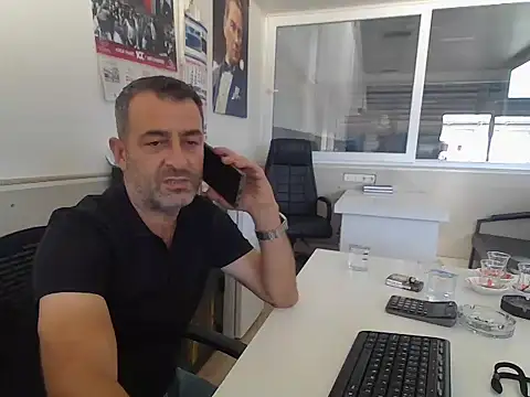 rafasilva3535 online show from September 18, 2025, 1:58 pm
