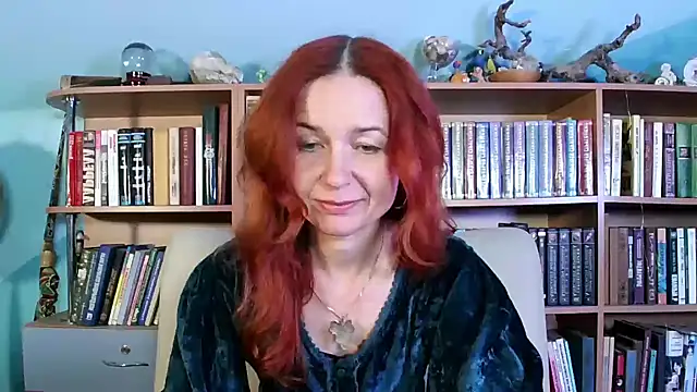 Foxilady357 online show from April 2, 2026, 1:51 pm