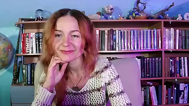 Snapshot of Foxilady357 chatting on October 23, 2025, 9:41 am Foxilady357 online show from October 23, 2025, 9:41 am