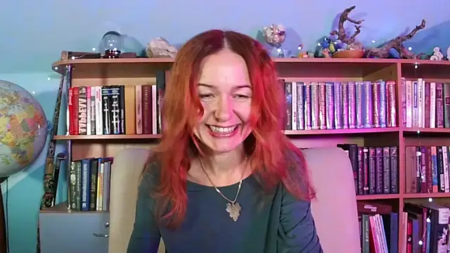 Snapshot of Foxilady357 chatting on November 17, 2025, 4:22 pm Foxilady357 online show from November 17, 2025, 4:22 pm