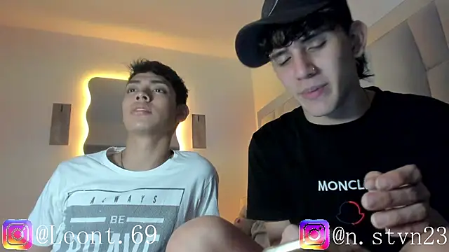 LoganTwink18 online show from April 2, 2026, 2:19 am