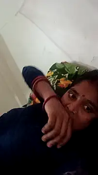 Snapshot of Guriya0076 chatting on March 8, 2026, 11:02 am Guriya0076 online show from March 8, 2026, 11:02 am