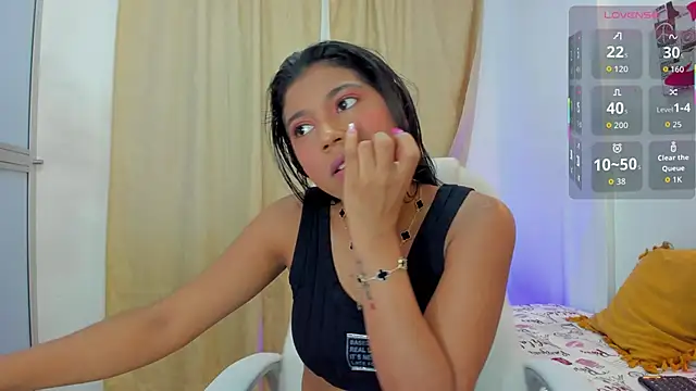 andrea sanchezz online show from September 13, 2025, 7:36 pm