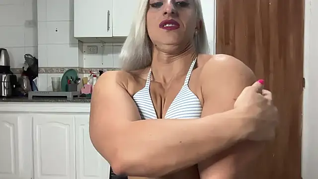 MUSCLEANGEL1 online show from December 5, 2025, 5:00 pm