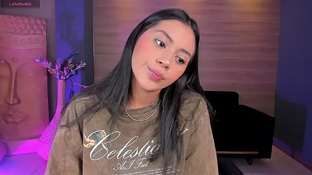 AmbarJames  online show from October 21, 2025, 11:31 am