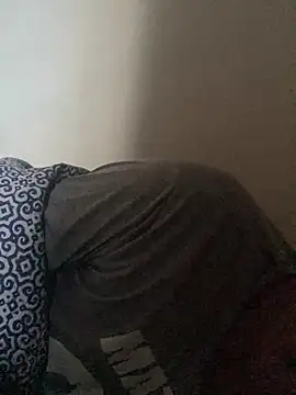 PIROCAGG21 online show from April 5, 2026, 10:11 am