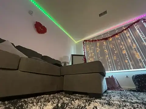 moan4mona online show from February 8, 2026, 10:51 pm