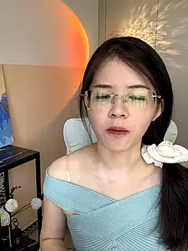 Snapshot of Qianqian-888 chatting on September 16, 2025, 1:28 am Qianqian-888 online show from September 16, 2025, 1:28 am
