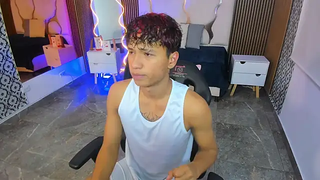 Snapshot of Ette_tay chatting on October 8, 2025, 4:03 am Ette tay online show from October 8, 2025, 4:03 am