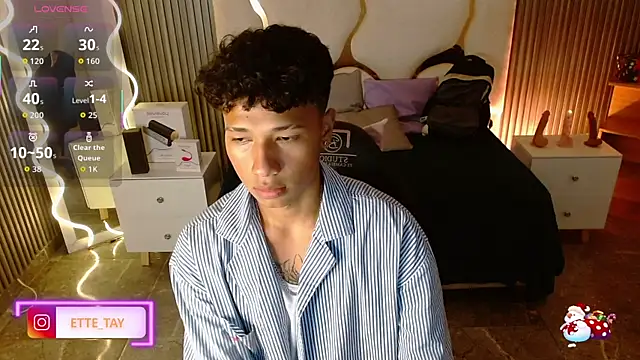 Snapshot of Ette_tay chatting on December 16, 2025, 10:47 pm Ette tay online show from December 16, 2025, 10:47 pm