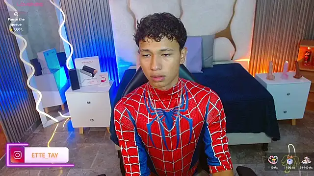 Snapshot of Ette_tay chatting on November 15, 2025, 3:10 am Ette tay online show from November 15, 2025, 3:10 am