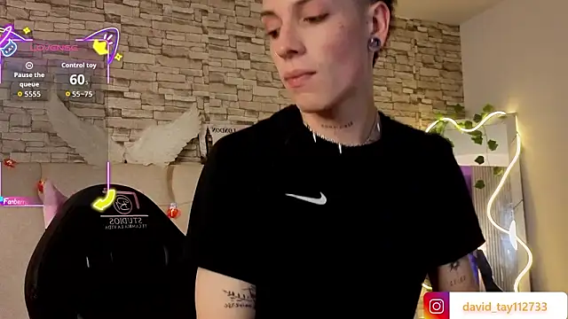 Snapshot of boyfox_tay chatting on February 9, 2026, 7:23 pm boyfox tay online show from February 9, 2026, 7:23 pm