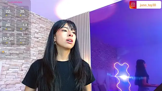 Snapshot of juno_tay chatting on October 27, 2025, 11:55 am juno tay online show from October 27, 2025, 11:55 am