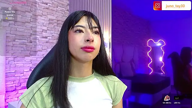 Snapshot of juno_tay chatting on November 20, 2025, 11:55 am juno tay online show from November 20, 2025, 11:55 am