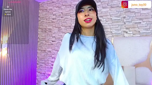 Snapshot of juno_tay chatting on November 9, 2025, 7:51 pm juno tay online show from November 9, 2025, 7:51 pm