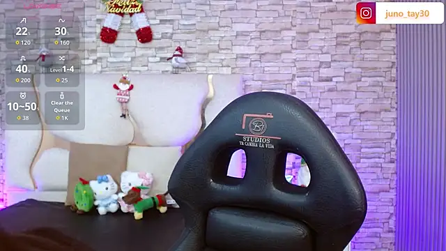 Snapshot of juno_tay chatting on November 30, 2025, 11:44 am juno tay online show from November 30, 2025, 11:44 am