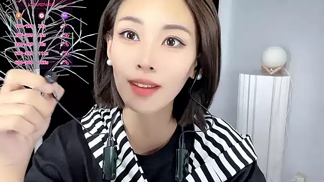 Snapshot of xiaoyue8888 chatting on October 3, 2025, 2:04 am xiaoyue8888 online show from October 3, 2025, 2:04 am