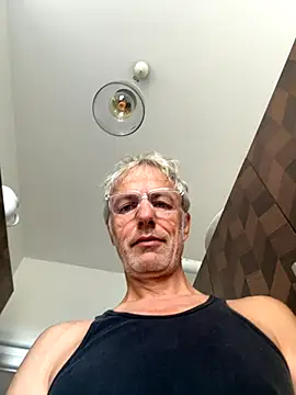 Snapshot of SexyLeon8 chatting on September 21, 2025, 8:52 am SexyLeon8 online show from September 21, 2025, 8:52 am