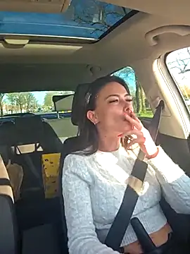 littleladyshelly online show from February 25, 2026, 3:12 pm