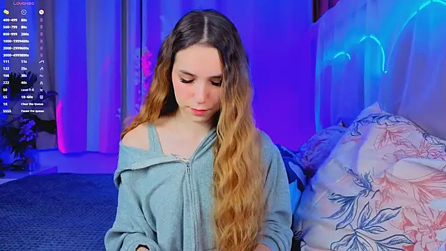 -CindyLou online show from October 11, 2025, 8:10 pm