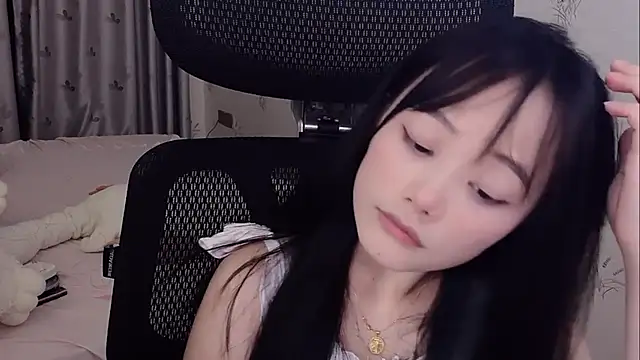 puppy-999 online show from June 3, 2026, 2:33 pm