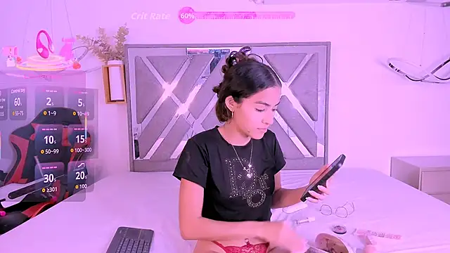 Akira Hime online show from September 9, 2025, 4:11 am