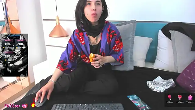 Ashkoreh online show from February 6, 2026, 6:37 pm