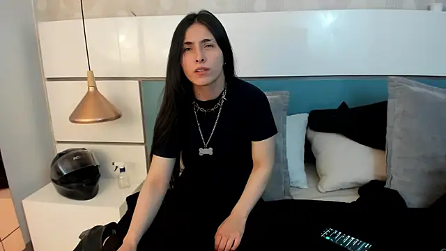 Ashkoreh online show from May 19, 2026, 7:21 pm