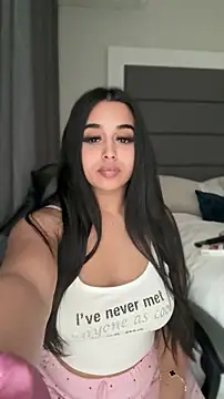 LilMisIndianx online show from May 14, 2026, 7:16 am