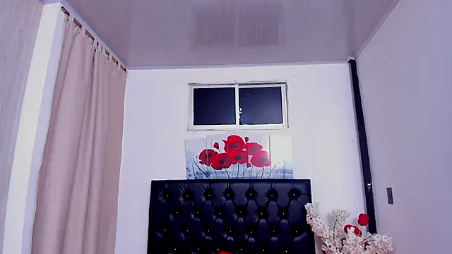 pinky f00x online show from July 10, 2026, 9:15 pm