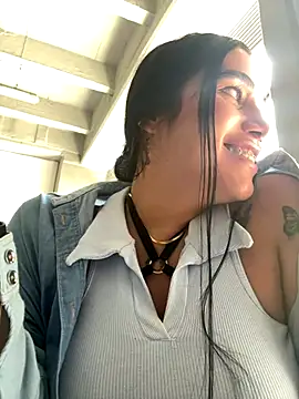 Snapshot of Bella__Wood chatting on October 14, 2025, 6:30 pm Bella Wood online show from October 14, 2025, 6:30 pm