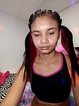 liz7skinny online show from April 12, 2026, 7:50 pm