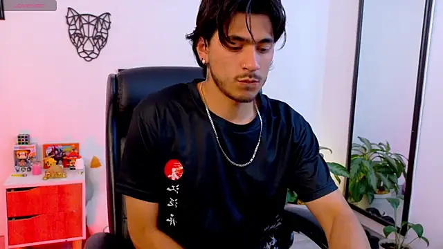 Snapshot of Elian_savoy chatting on February 15, 2026, 10:20 pm Elian savoy online show from February 15, 2026, 10:20 pm