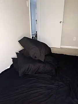 Thickkemzz41 online show from October 3, 2025, 12:58 am