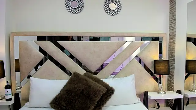 ximena vasquez8 online show from February 24, 2026, 3:18 am