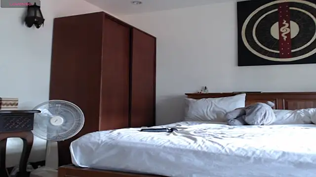 Fate Fletcher online show from November 20, 2025, 6:36 am