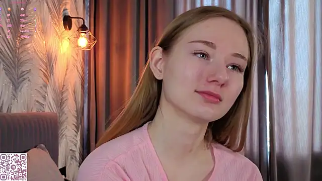 ElvinaRose online show from April 7, 2026, 5:31 am