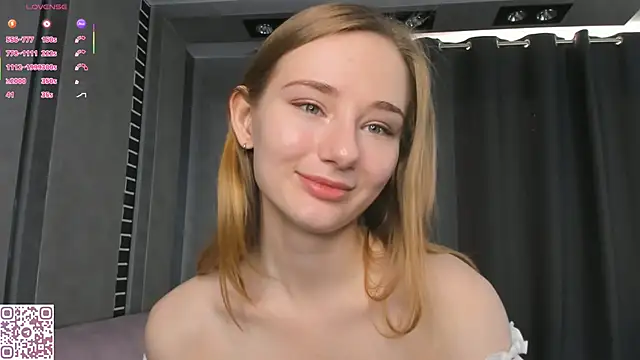 ElvinaRose online show from October 13, 2025, 3:41 am