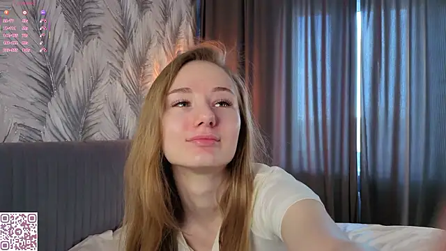 ElvinaRose online show from March 26, 2026, 4:33 am