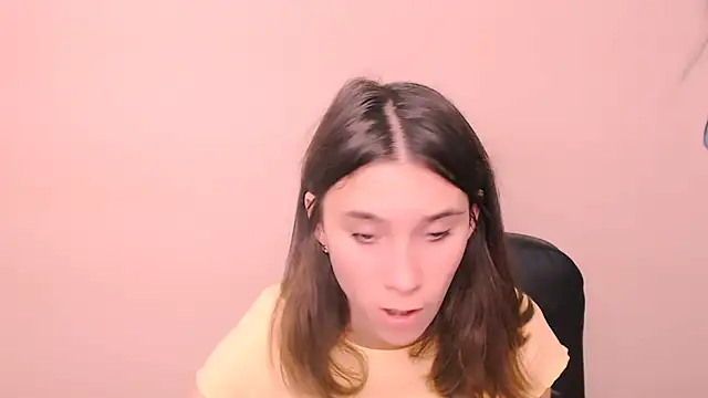 RosaRay  online show from October 15, 2025, 6:44 am