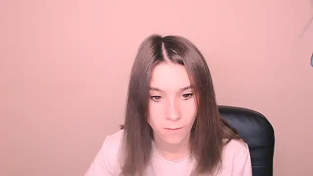 RosaRay  online show from October 21, 2025, 6:35 am