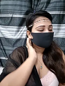 Mow 955 online show from October 31, 2025, 6:15 pm